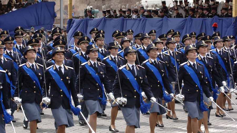 QUESTURINO USATO IN TELEVISIONE COME INGIURIA INDEGNO DA UNA DOCENTE UNIVERSITARIA