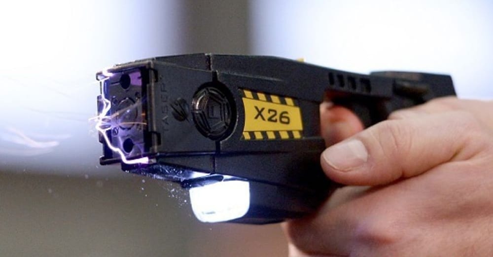 SICUREZZA: BENE MINISTRO SALVINI PER DISTRIBUZIONE TASER