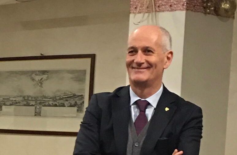 SCAMBIO DI AUGURI, IL CAPO DELLA POLIZIA: APPARTENGO A QUESTA CATEGORIA