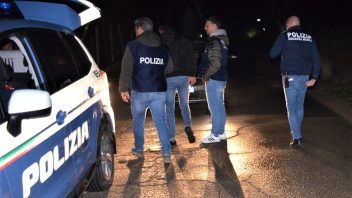 MIGRANTI : PLAUSO ALLA QUESTURA DI CALTANISSETTA PER CONTRASTO A TRAFFICANTI UMANI