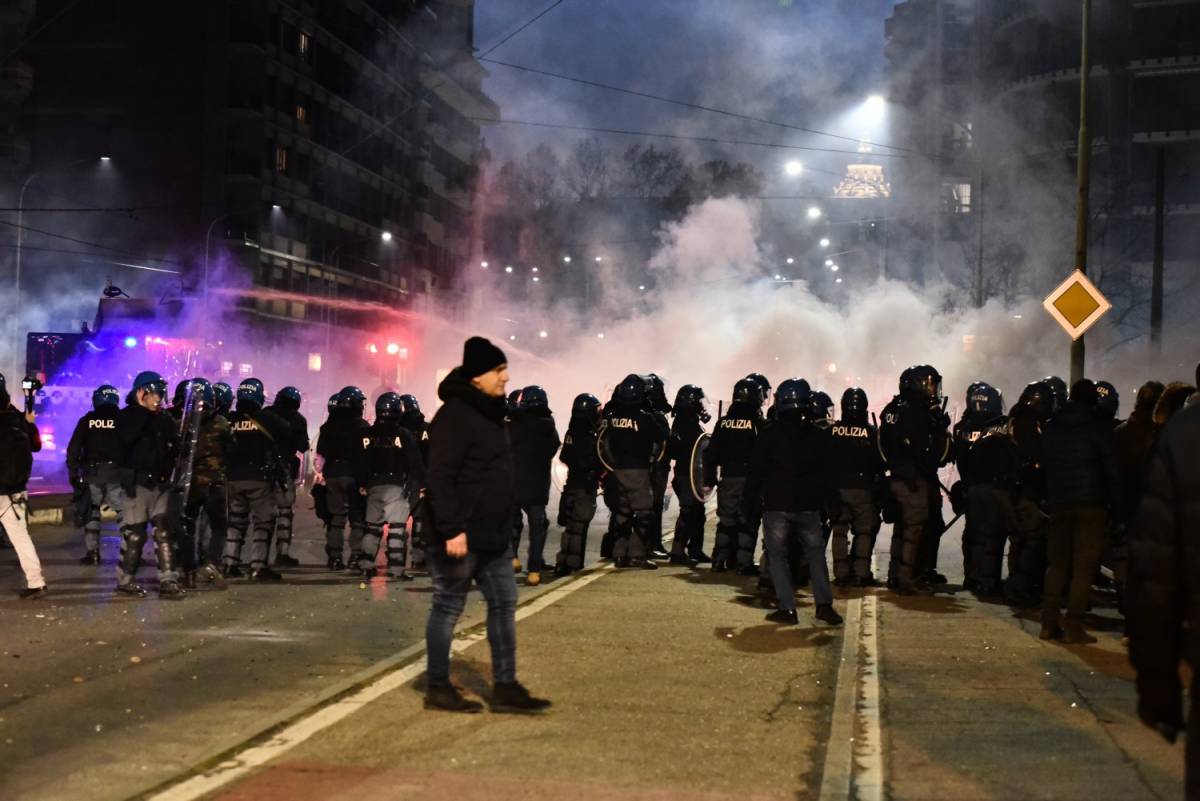 ANARCHICI: RECRUDESCENZA TENSIONI, DA FORZE ORDINE INCESSANTE IMPEGNO