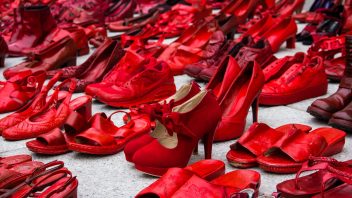 FEMMINICIDI: NECESSARIO DENUNCIARE ATTI PERSECUTORI PRIMA CHE SIA TROPPO TARDI