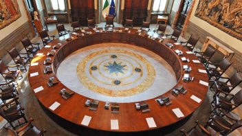 PALAZZO CHIGI: RICHIESTO AVVIO DEL CONTRATTO SULL’ACCESSORIO DIRIGENTI