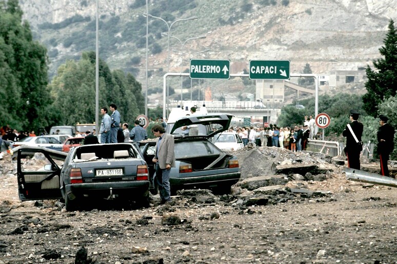 ANNIVERSARIO STRAGE CAPACI: UN MOMENTO DI PROFONDA RIFLESSIONE