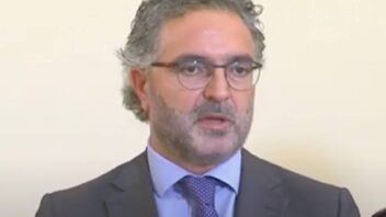 CITTADINANZA ONORARIA A RENATO CORTESE: UN RICONOSCIMENTO AL VALORE DEL SERVIZIO ALLO STATO