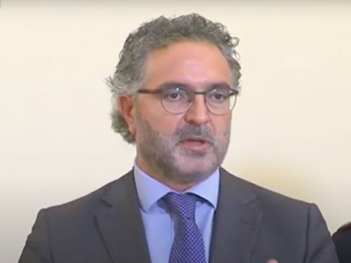 CITTADINANZA ONORARIA A RENATO CORTESE: UN RICONOSCIMENTO AL VALORE DEL SERVIZIO ALLO STATO