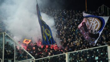 CALCIO: CHIUDERE LE CURVE ALLE TIFOSERIE CRIMINALI