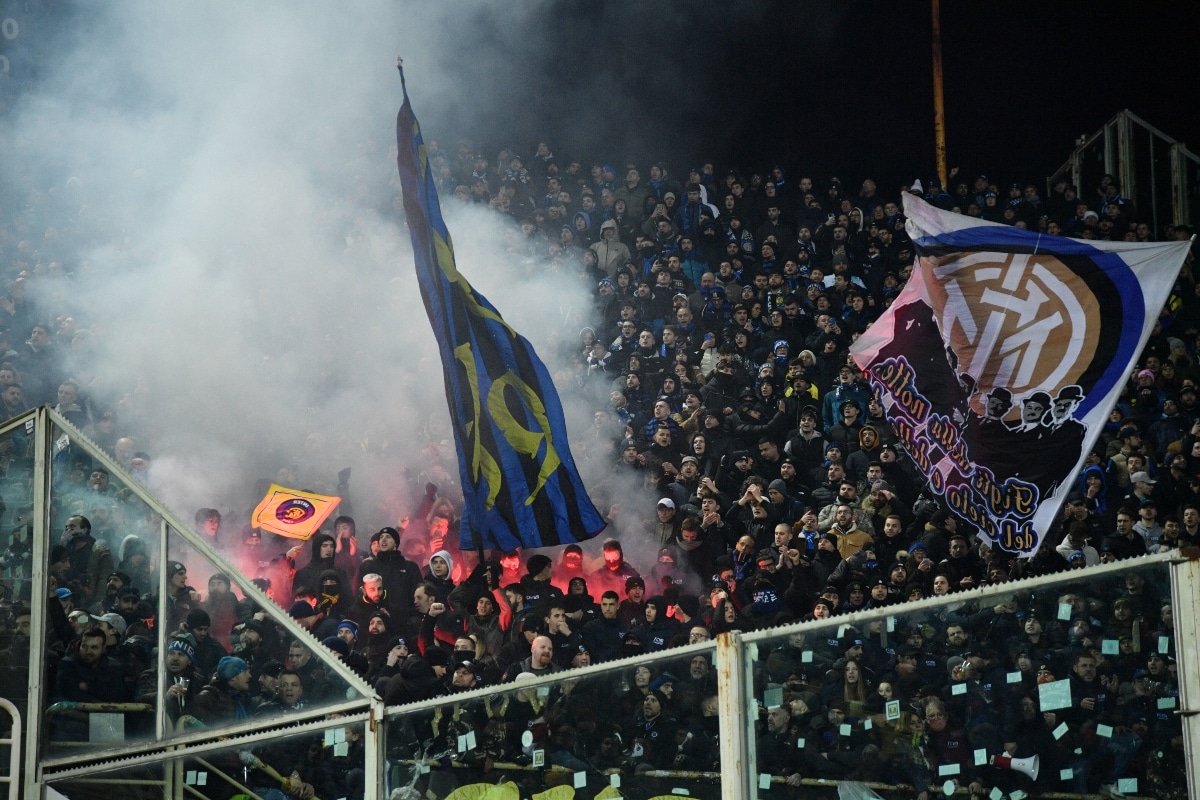 CALCIO: CHIUDERE LE CURVE ALLE TIFOSERIE CRIMINALI