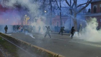 TORINO, VIOLENZA IN PIAZZA, UN FENOMENO IN AUMENTO: GLI INTERVENTI IN TV E RADIO