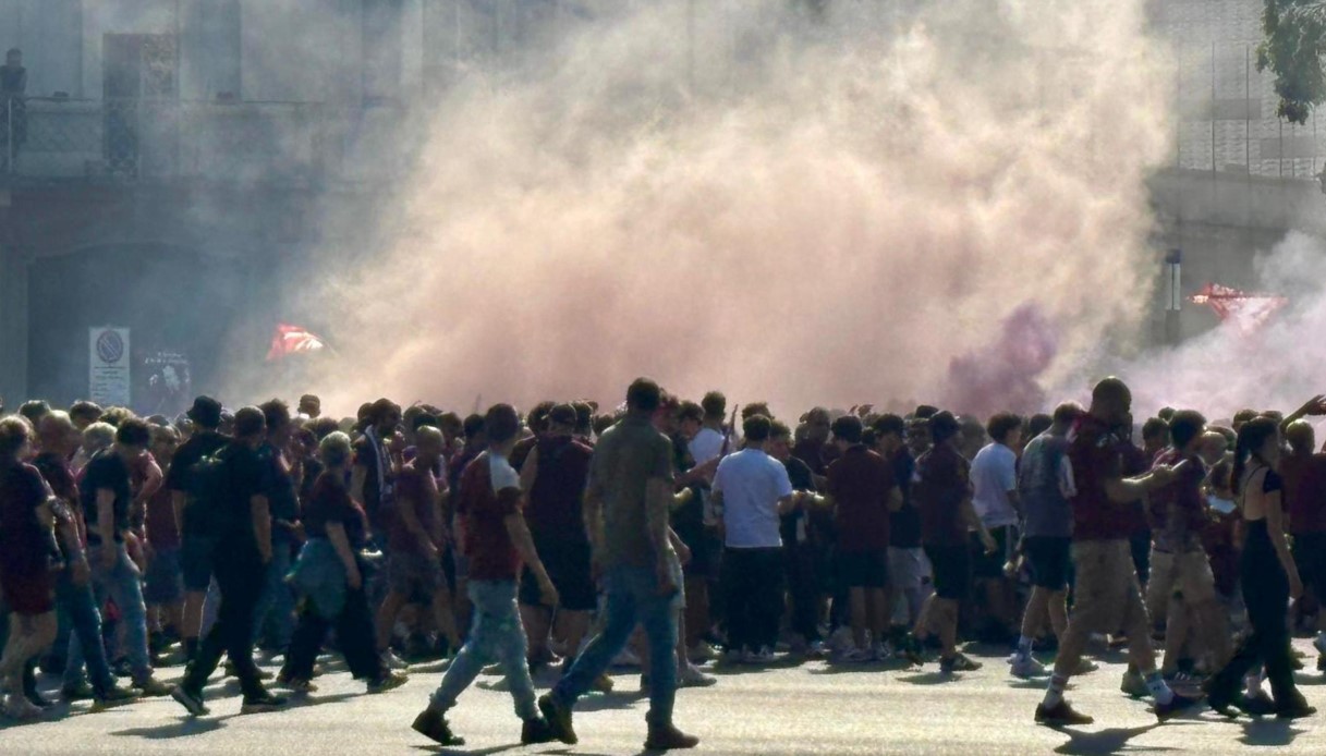 TORINO: VIOLENZA ULTRÀ INACCETTABILE. SOLIDARIETÀ AI POLIZIOTTI FERITI, FERMEZZA CONTRO CHI AGGREDISCE LO STATO