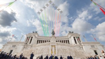 2 GIUGNO: LA REPUBBLICA VIVE NELL’IMPEGNO QUOTIDIANO DI CHI SERVE LO STATO. SIGNIFICATIVO UN INTERO SETTORE DEDICATO ALLA POLIZIA DI STATO